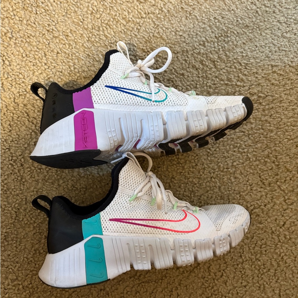 Nike White Sneakers with Multicolor Accents